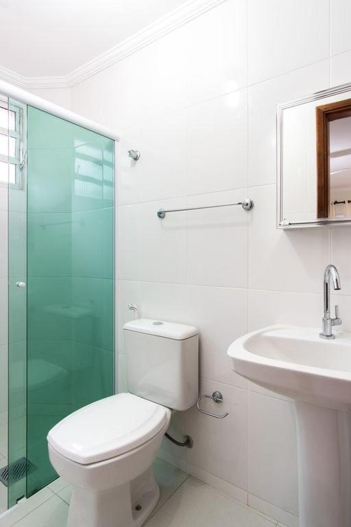Apartamento A 100 Metros Da Praia, Bem Localizado, Com Ar Condicionado E Wi-Fi -23 - Edificio Lenamar II Ubatuba Kültér fotó